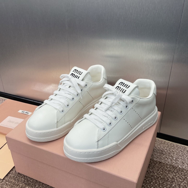 Miu Miu Casual Shoes